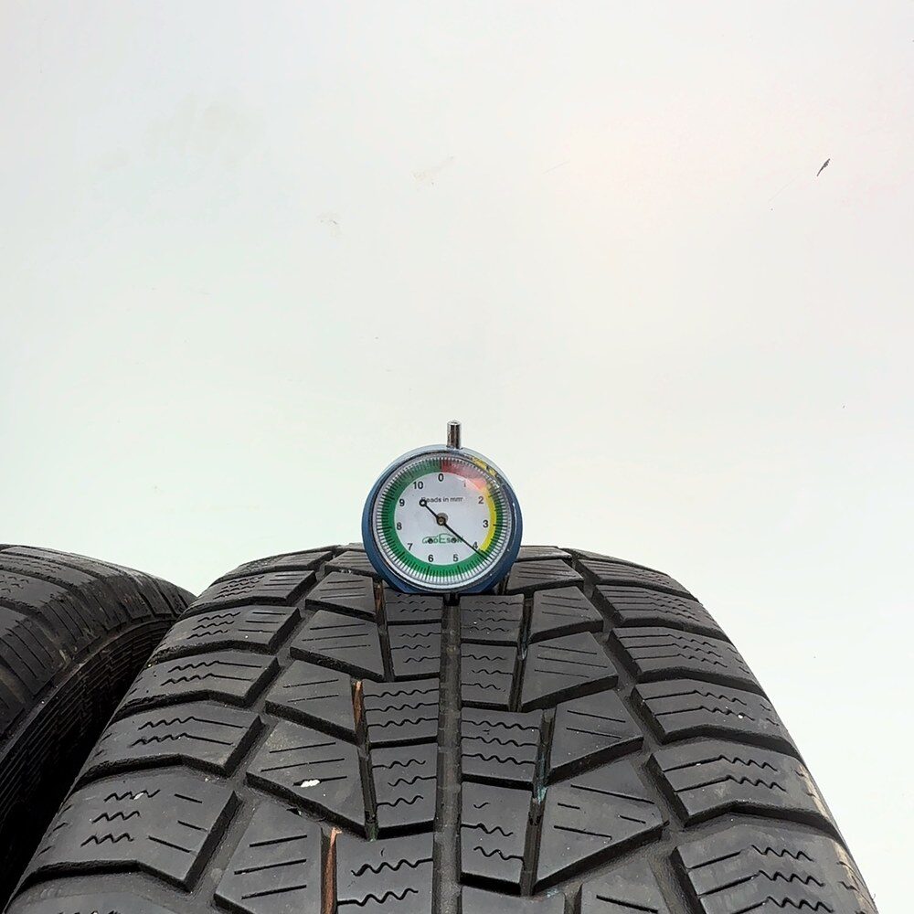 Gomme usate Gislaved Euro Frost 6 215/60 R16 99H – foto 02 | Prima Gomme Gislaved Euro Frost 6 215/60 R16 99H, dettaglio fotografico 2