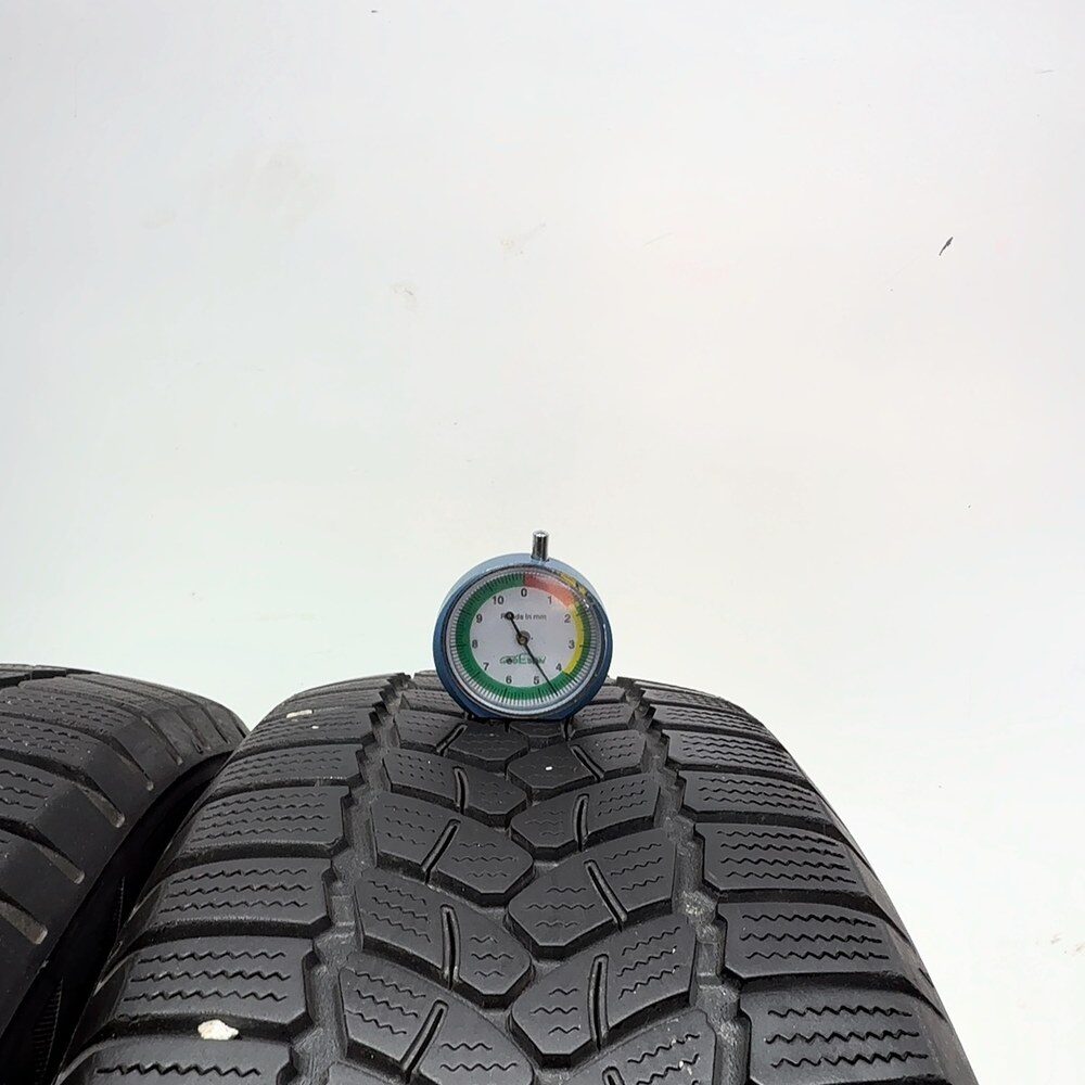 Gomme usate FIRESTONE Winterhawk 3 205/60 R16 92H – foto 02 | Prima Gomme FIRESTONE Winterhawk 3 205/60 R16 92H, dettaglio fotografico 2