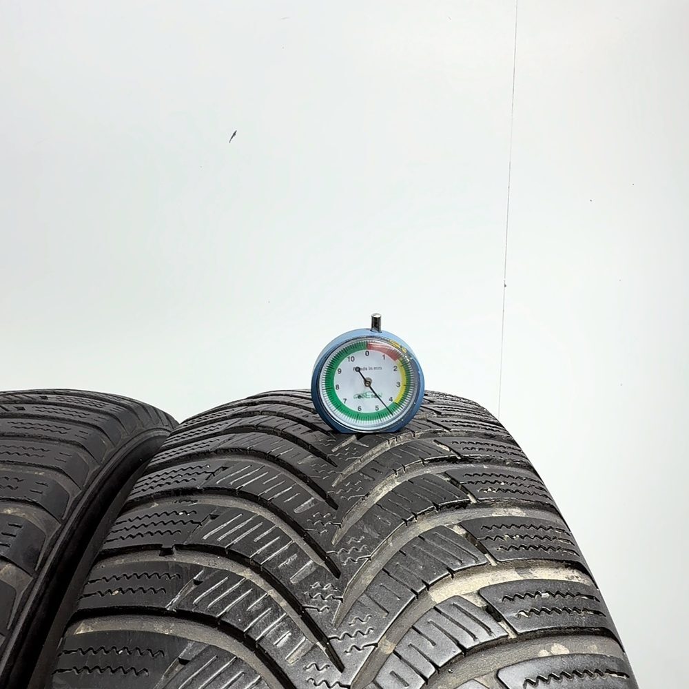 Gomme usate HANKOOK Winter I*Cept RS2 215/65 R16 98H – foto 02 | Prima Gomme HANKOOK Winter I*Cept RS2 215/65 R16 98H, dettaglio fotografico 2