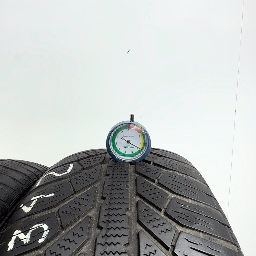 Gomme usate Semperit Master-Grip 2 215/60 R17 96H – foto 02 | Prima Gomme Semperit Master-Grip 2 215/60 R17 96H, dettaglio fotografico 2