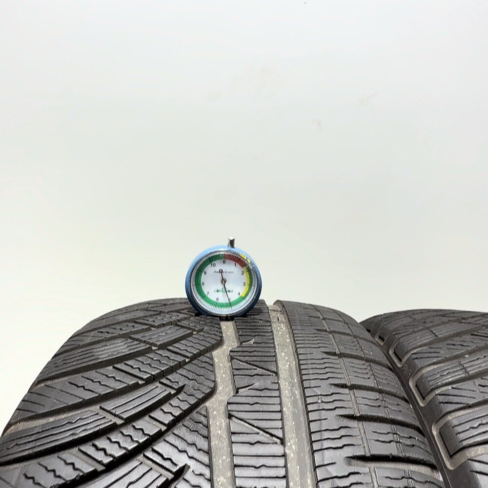 Gomme Usate 235 40 R18 95V XL Michelin Pilot Alpin PA4 71% Invernali | Gomme Usate | PrimaGomme.it MICHELIN PILOT ALPIN PA4 235/40 R18 95V, dettaglio fotografico 2