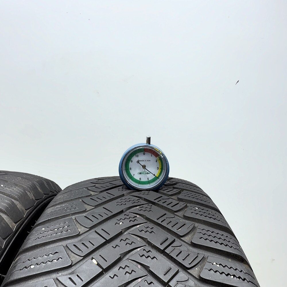 Gomme Usate 215 65 R16 98H Laufenn I Fit+ Invernali | Gomme Usate | PrimaGomme.it LAUFENN I FIT+ 215/65 R16 98H, dettaglio fotografico 2
