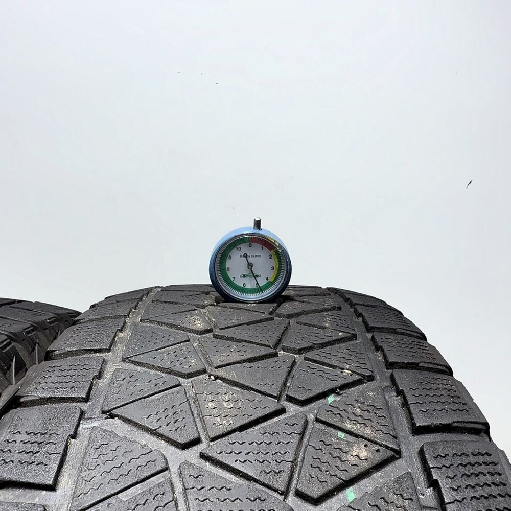 Gomme Usate 265 65 R17 112R Bridgestone Blizzak DM-V2 Invernali | Gomme Usate | PrimaGomme.it BRIDGESTONE Blizzak DM-V2 265/65 R17 112R, dettaglio fotografico 2