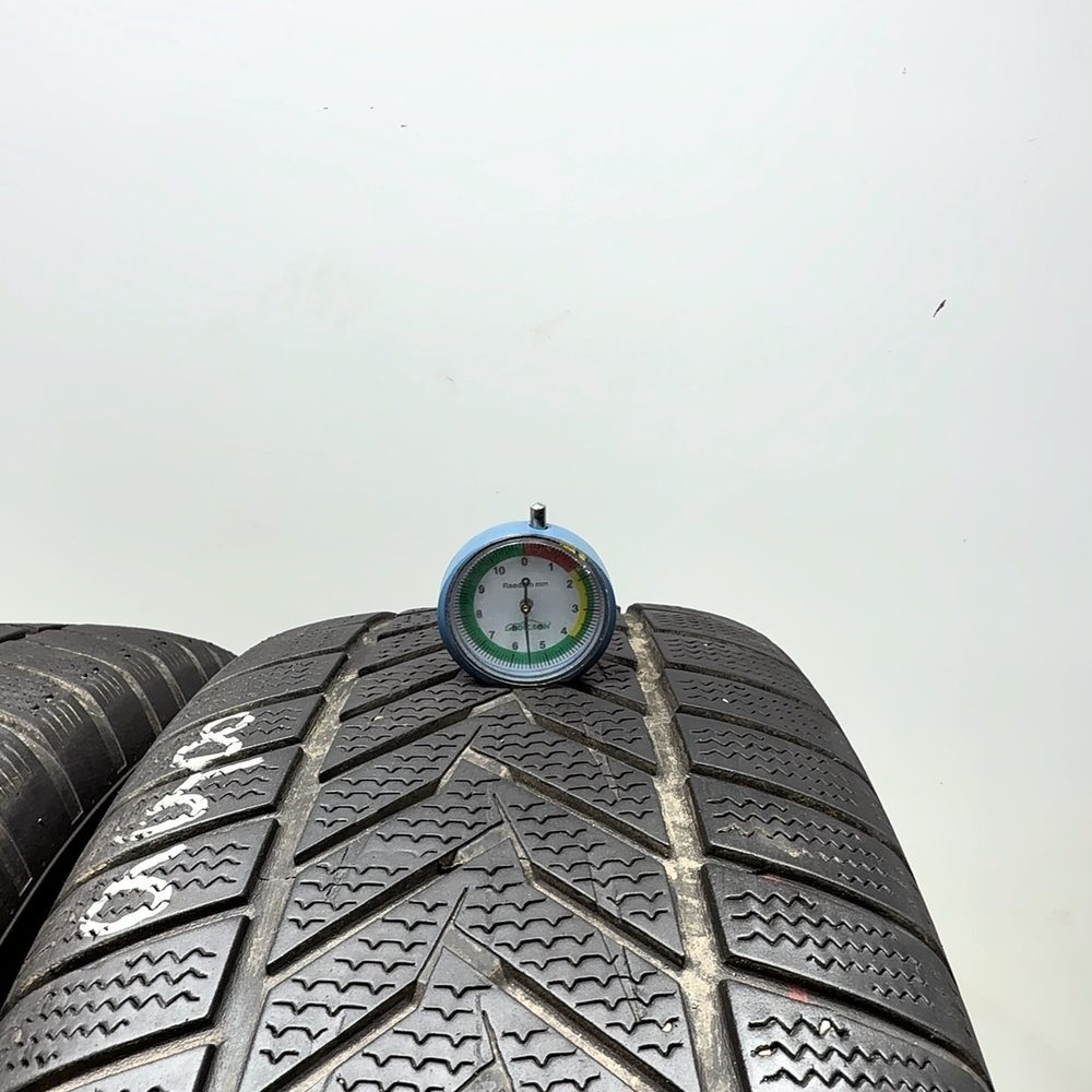 Gomme Usate 235 60 R18 103H Vredestein Wintrac Xtreme S 79% Invernali | Gomme Usate | PrimaGomme.it Vredestein Wintrac Xtreme S 235/60 R18 103H, dettaglio fotografico 2