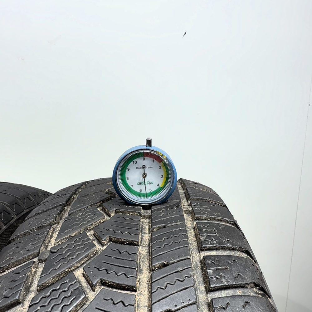 Gomme Usate 215 60 R16 99H XL Onyx NY-W702 79% Invernali | Gomme Usate | PrimaGomme.it Onyx NY-W702 215/60 R16 99H, dettaglio fotografico 2