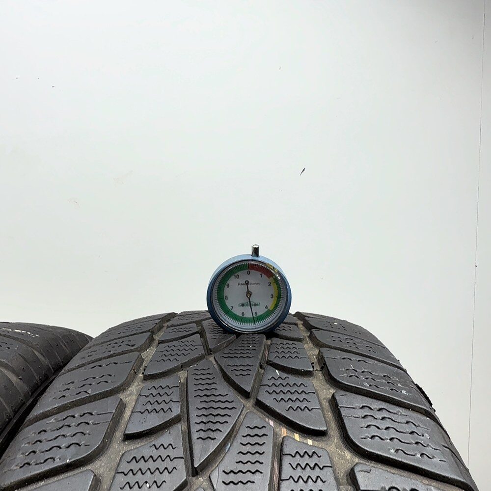 Gomme Usate 235 55 R18 100H Dunlop SP Winter Sport 3D 74% Invernali | Gomme Usate | PrimaGomme.it DUNLOP SP Winter Sport 3D 235/55 R18 100H, dettaglio fotografico 2