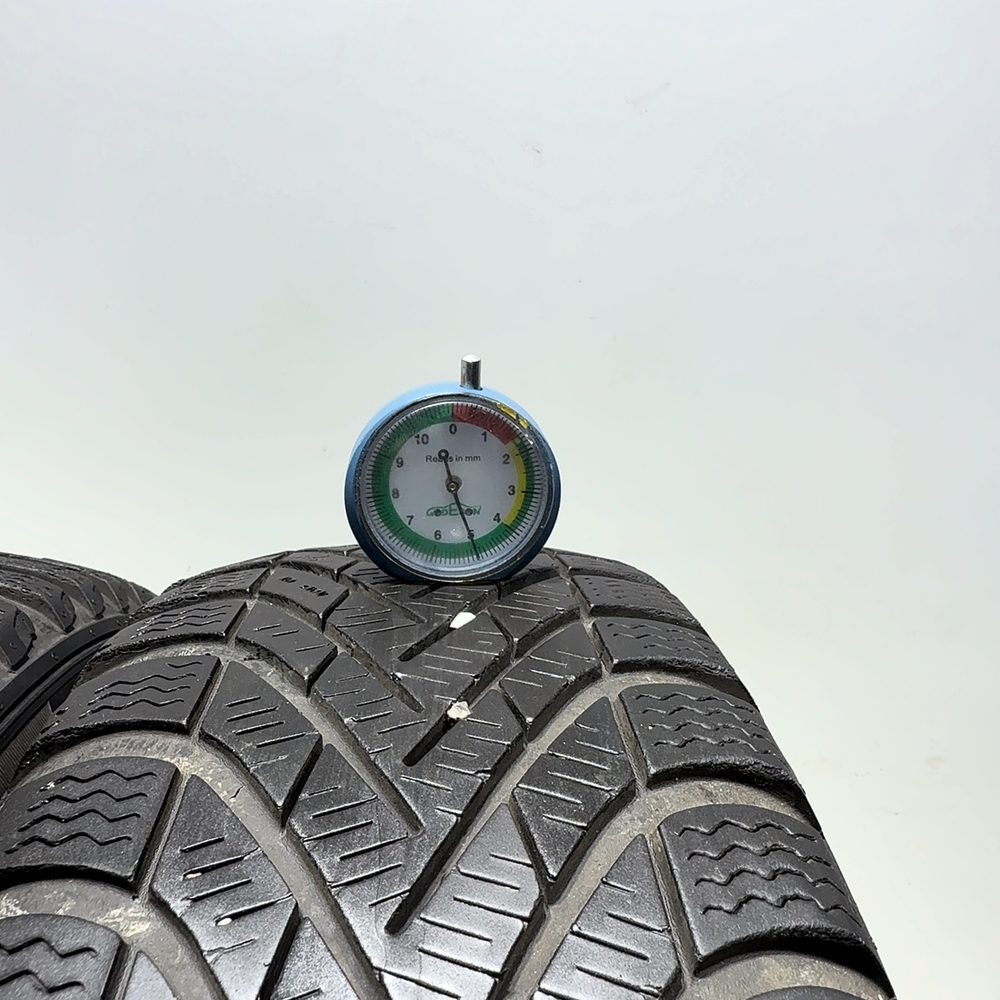 Gomme Usate 175 65 R15 84T Pirelli Cinturato Winter 71% Invernali | Gomme Usate | PrimaGomme.it PIRELLI Cinturato Winter 175/65 R15 84T, dettaglio fotografico 2