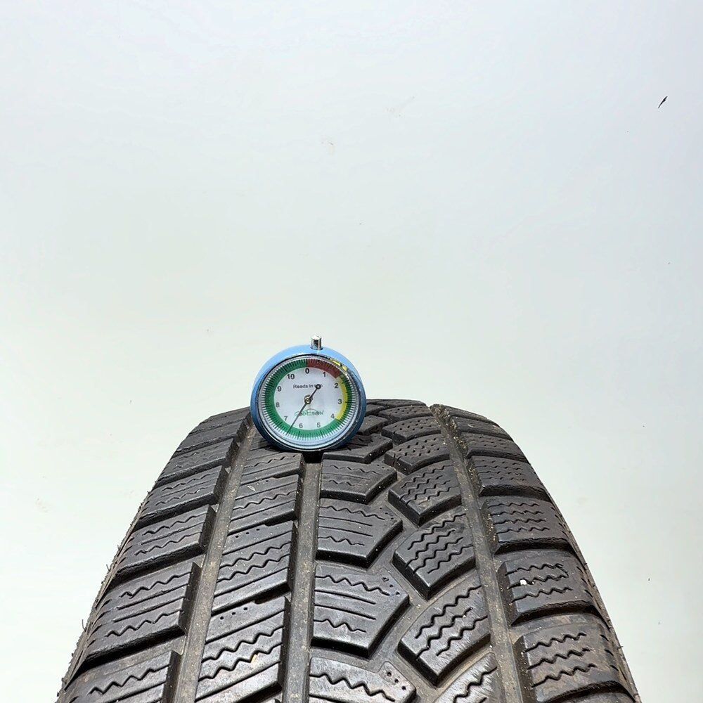 Gomma Usata 215 60 R16 99H XL Ovation W586 93% Invernale | Gomme Usate | PrimaGomme.it OVATION W586 215/60 R16 99H, dettaglio fotografico 2