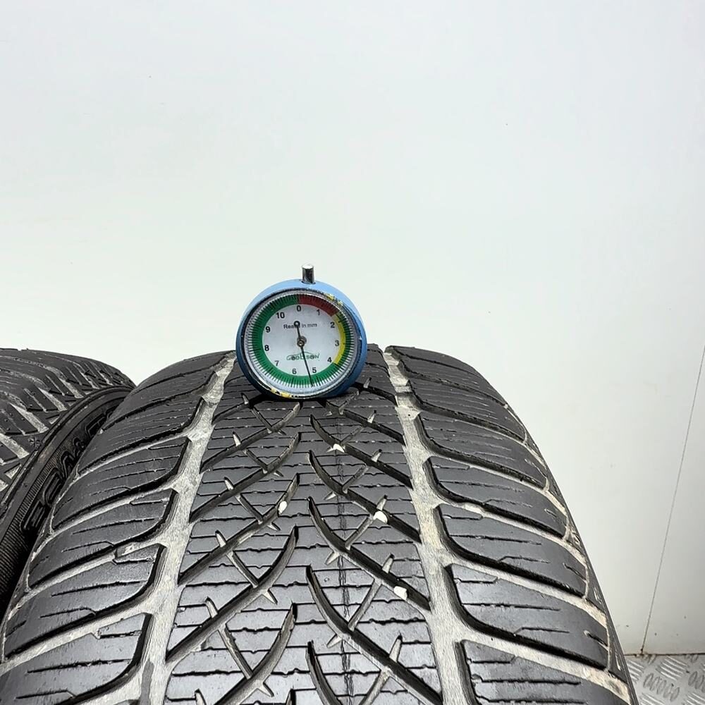 Gomme Usate 195 55 R15 85H Esa+ Tecar Super Grip 7+ HP 76% Invernali | Gomme Usate | PrimaGomme.it ESA+ TECAR Super Grip 7+ HP 195/55 R15 85H, dettaglio fotografico 2