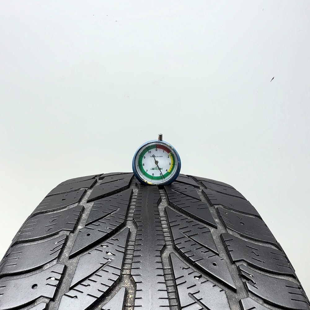 Gomma usata COOPER Weather-Master WSC 235/55 R18 100T – foto 02 | Prima Gomme COOPER Weather-Master WSC 235/55 R18 100T, dettaglio fotografico 2