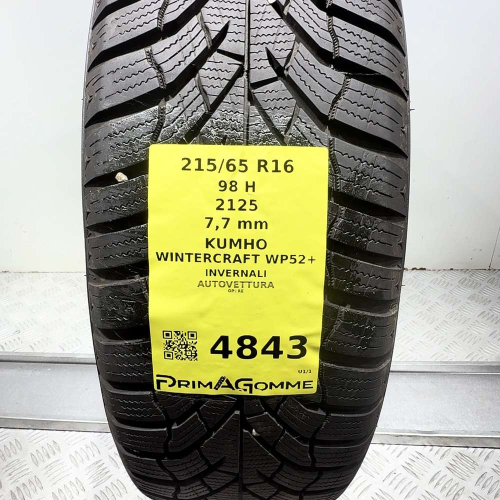 Gomma usata Kumho Wintercraft WP52+ 215/65 R16 98H – foto 03 | Prima Gomme Kumho Wintercraft WP52+ 215/65 R16 98H, dettaglio fotografico 3