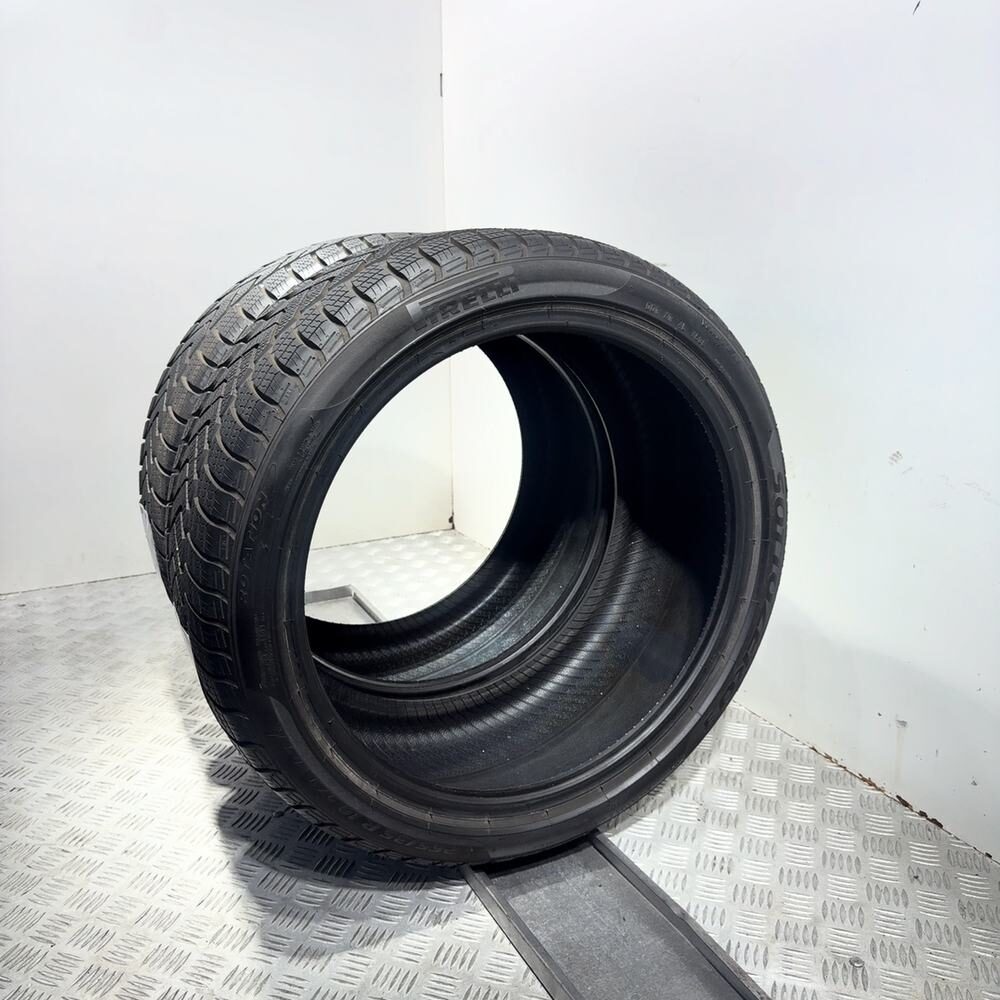 Gomme usate PIRELLI Winter Sottozero 3 265/35 R18 97V – foto 04 | Prima Gomme PIRELLI Winter Sottozero 3 265/35 R18 97V, dettaglio fotografico 4