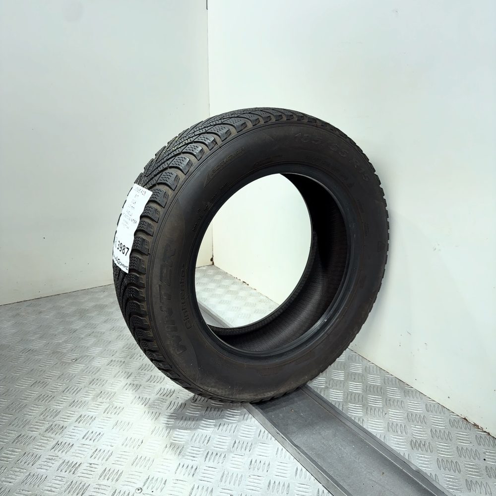 Gomma usata PIRELLI Cinturato Winter 185/65 R15 88T – foto 04 | Prima Gomme PIRELLI Cinturato Winter 185/65 R15 88T, dettaglio fotografico 4