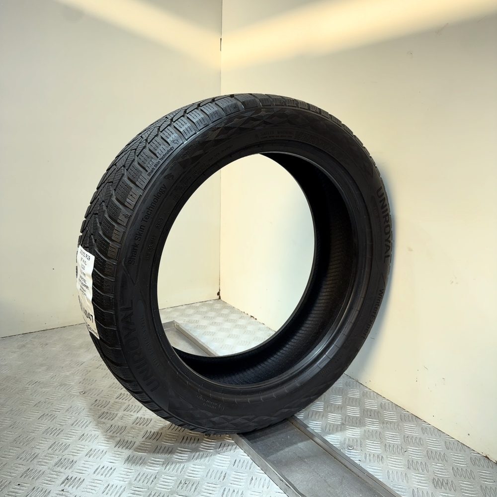 Gomma Usata 205 55 R19 97H XL Uniroyal Winterexpert 90% Invernale | Gomme Usate | PrimaGomme.it UNIROYAL Winterexpert 205/55 R19 97H, dettaglio fotografico 4