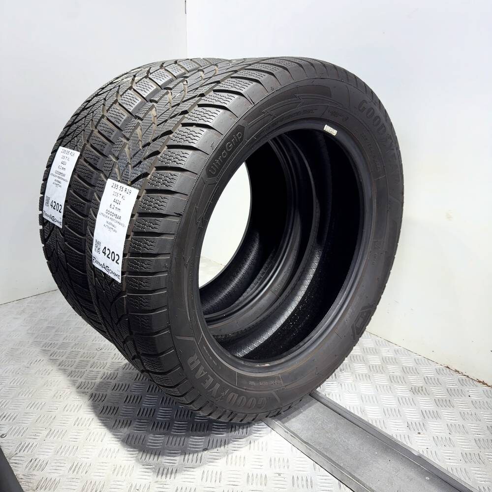Gomme Usate 235 55 R19 105T XL Goodyear Ultragrip Performance+ 89% Invernali | Gomme Usate | PrimaGomme.it GOODYEAR Ultragrip Performance+ 235/55 R19 105T, dettaglio fotografico 4