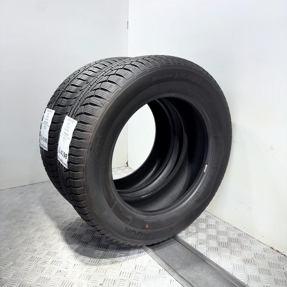 Gomme usate HANKOOK Winter I*Cept Evo2 SUV 215/65 R17 99H – foto 04 | Prima Gomme HANKOOK Winter I*Cept Evo2 SUV 215/65 R17 99H, dettaglio fotografico 4