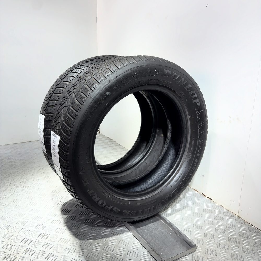 Gomme usate DUNLOP Winter Sport 5 205/60 R16 92H – foto 04 | Prima Gomme DUNLOP Winter Sport 5 205/60 R16 92H, dettaglio fotografico 4