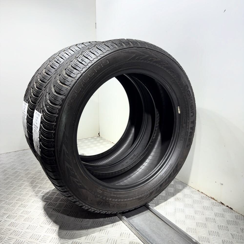 Gomme Usate 235 55 R19 105V XL Nokian Tyres WR SUV 4 81% Invernali | Gomme Usate | PrimaGomme.it Nokian Tyres WR SUV 4 235/55 R19 105V, dettaglio fotografico 4