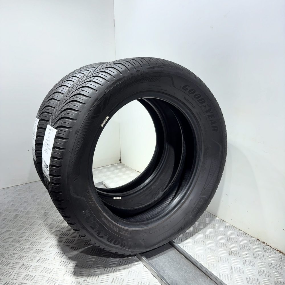 Gomme Usate 215 60 R17 100H Goodyear Vector 4Seasons 4 Stagioni | Gomme Usate | PrimaGomme.it GOODYEAR Vector 4Seasons 215/60 R17 100H, dettaglio fotografico 4
