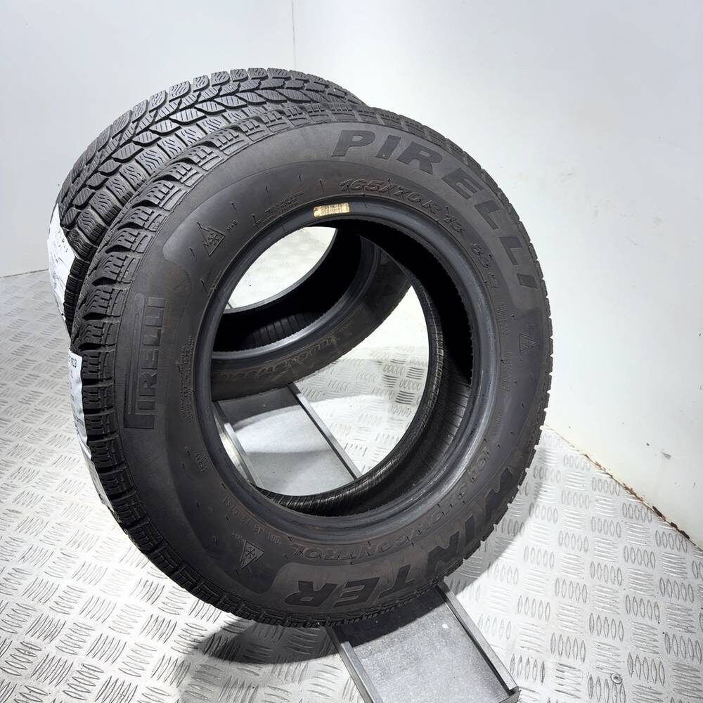 Gomme Usate 165 70 R13 83Q XL Pirelli Winter 160 Snowcontrol 87% Invernali | Gomme Usate | PrimaGomme.it PIRELLI Winter 160 Snowcontrol 165/70 R13 83Q, dettaglio fotografico 4