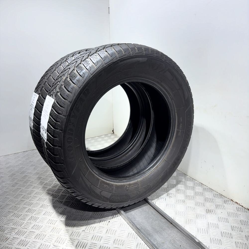 Gomme Usate 215 65 R16 98H Goodyear Ultragrip Performance+ 89% Invernali | Gomme Usate | PrimaGomme.it GOODYEAR Ultragrip Performance+ 215/65 R16 98H, dettaglio fotografico 4
