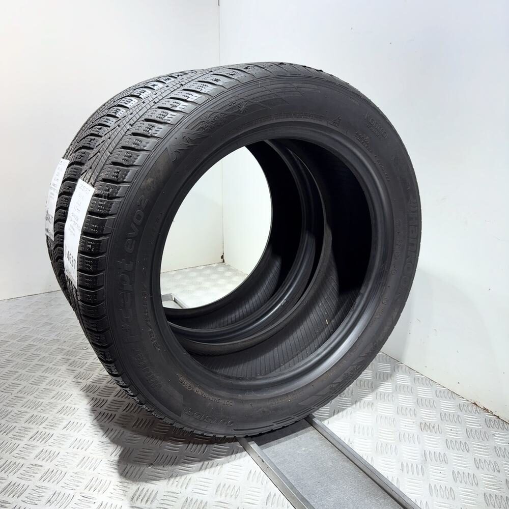 Gomme Usate 215 55 R17 98V XL Hankook Winter I*Cept Evo2 Invernali | Gomme Usate | PrimaGomme.it HANKOOK Winter I*Cept Evo2 215/55 R17 98V, dettaglio fotografico 4