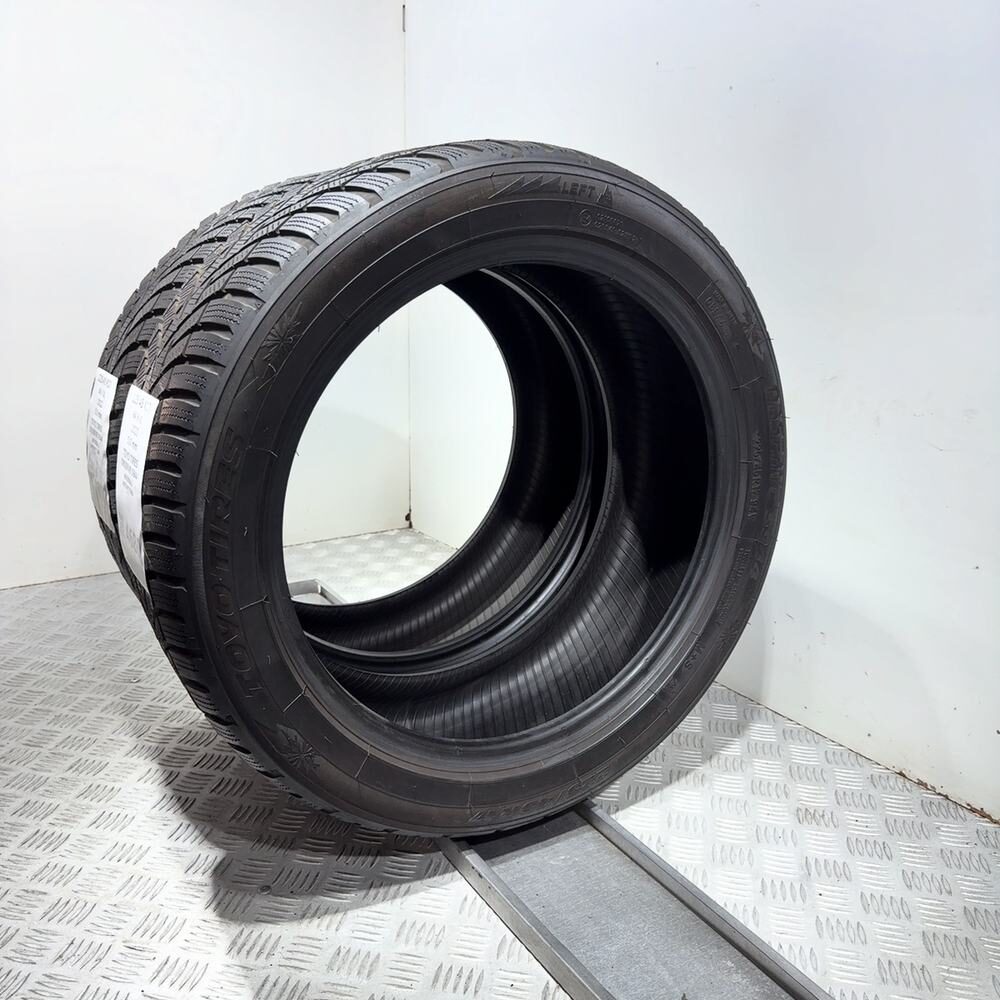 Gomme Usate 225 45 R17 94V XL Toyo Tires Observe S944 71% Invernali | Gomme Usate | PrimaGomme.it TOYO TIRES Observe S944 225/45 R17 94V, dettaglio fotografico 4