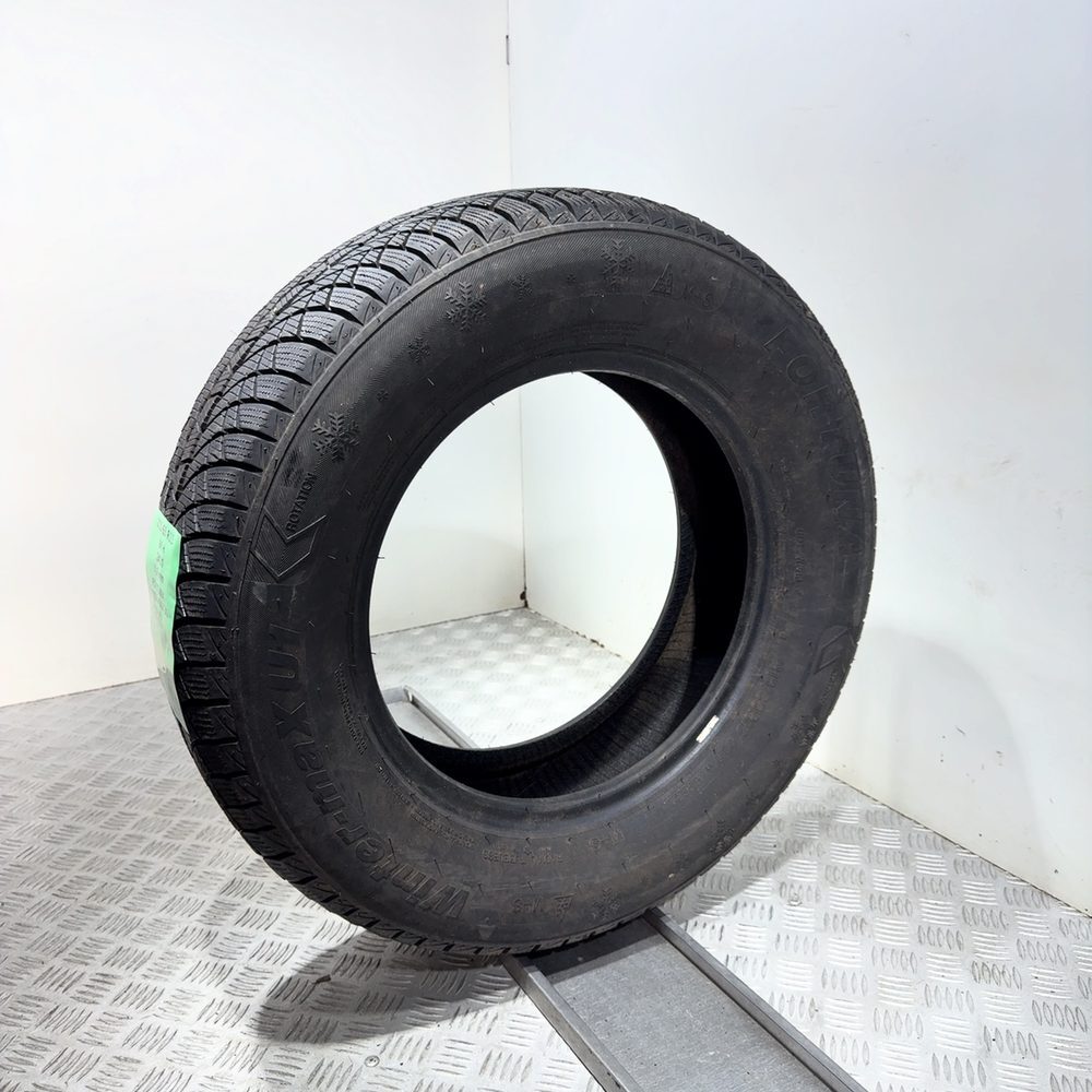 Gomma Usata 215 65 R15 96H Fortuna Winter-Max U1 97% Invernale | Gomme Usate | PrimaGomme.it FORTUNA Winter-Max U1 215/65 R15 96H, dettaglio fotografico 4