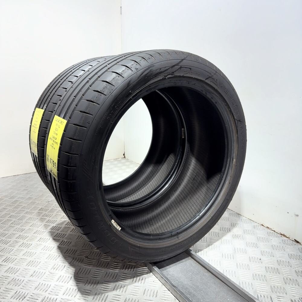 Gomme Usate 245 40 ZR17 95Y XL Dunlop Sport Maxx RT2 71% Estive | Gomme Usate | PrimaGomme.it DUNLOP SPORT MAXX RT2 245/40 ZR17 95Y: fino a 300 km/h, dettaglio fotografico 4