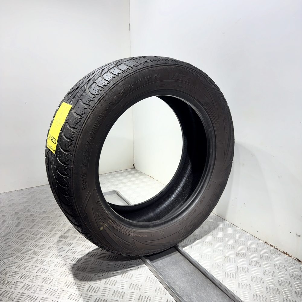 Gomma usata COOPER Weather-Master WSC 235/55 R18 100T – foto 04 | Prima Gomme COOPER Weather-Master WSC 235/55 R18 100T, dettaglio fotografico 4