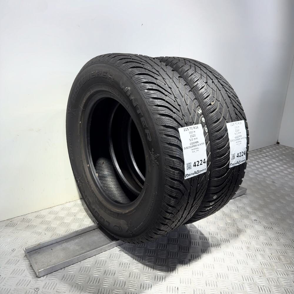 Gomme usate COOPER Discoverer Winter 215/70 R16 100H – foto 05 | Prima Gomme COOPER Discoverer Winter 215/70 R16 100H, dettaglio fotografico 5