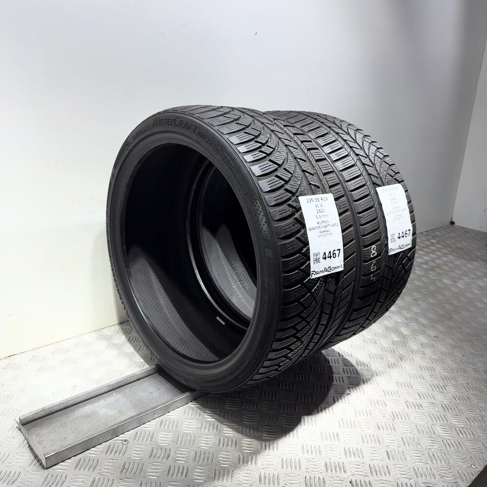 Gomme Usate 235 35 R19 91W Kumho Wintercraft WP72 79% Invernali | Gomme Usate | PrimaGomme.it Kumho Wintercraft WP72 235/35 R19 91W: fino a 270 km/h, dettaglio fotografico 5