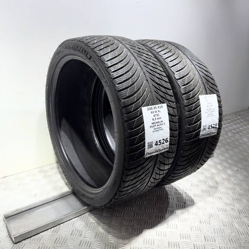 Gomme Usate 245 35 R19 93W XL Michelin Pilot Alpin 5 90% Invernali | Gomme Usate | PrimaGomme.it MICHELIN Pilot Alpin 5 245/35 R19 93W: fino a 270 km/h, dettaglio fotografico 5