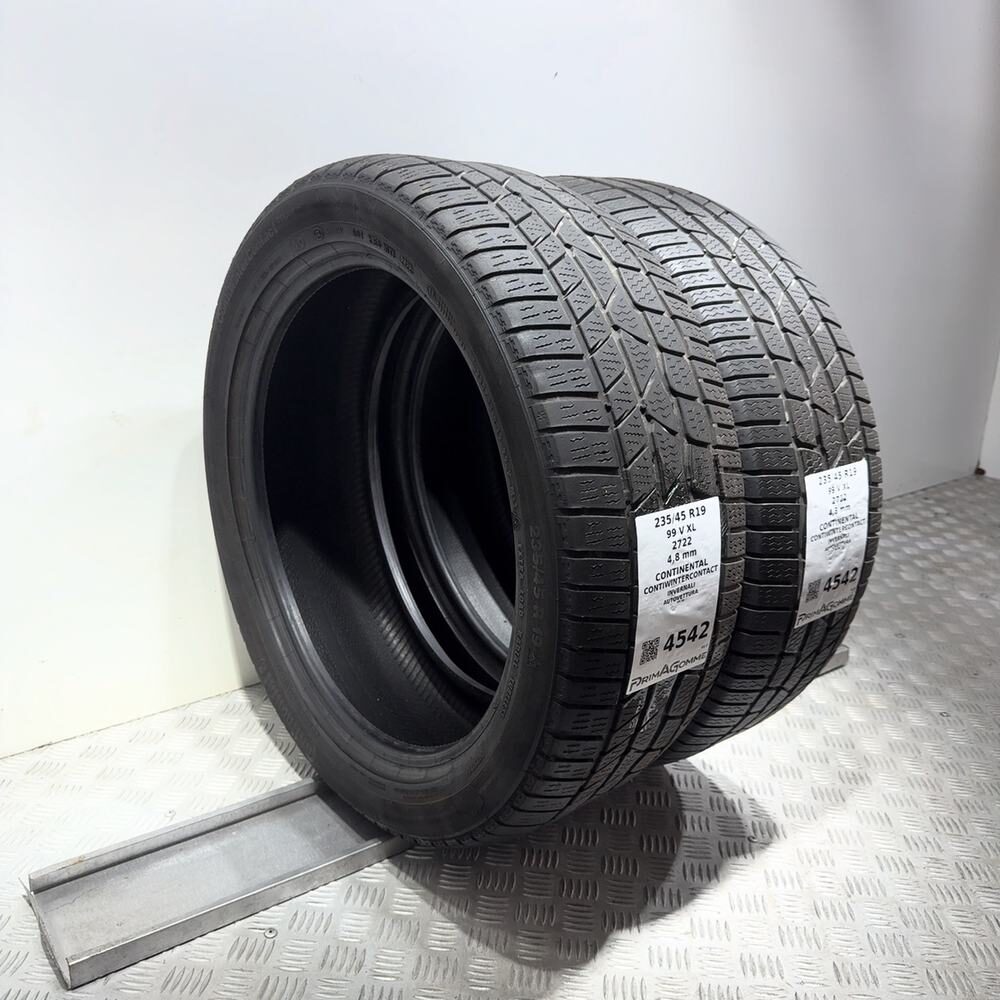 Gomme Usate 235 45 R19 99V XL Continental Contiwintercontact Invernali | Gomme Usate | PrimaGomme.it CONTINENTAL Contiwintercontact 235/45 R19 99V, dettaglio fotografico 5