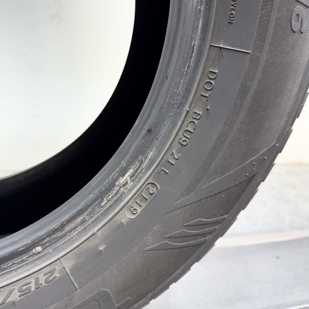 Gomma usata LAUFENN I FIT 215/60 R16 99H – foto 06 | Prima Gomme LAUFENN I FIT 215/60 R16 99H, dettaglio fotografico 6