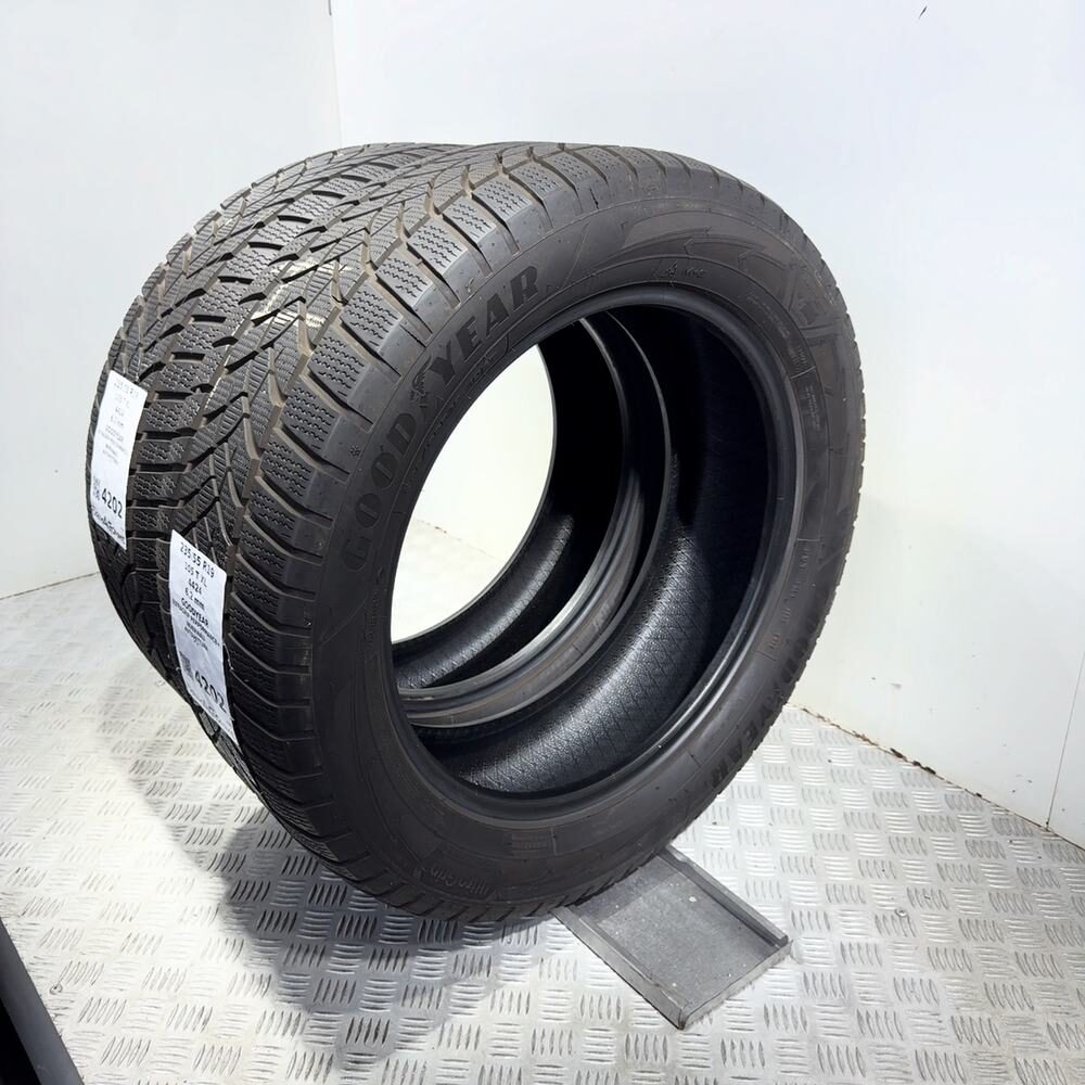 Gomme Usate 235 55 R19 105T XL Goodyear Ultragrip Performance+ 89% Invernali | Gomme Usate | PrimaGomme.it GOODYEAR Ultragrip Performance+ 235/55 R19 105T, dettaglio fotografico 6