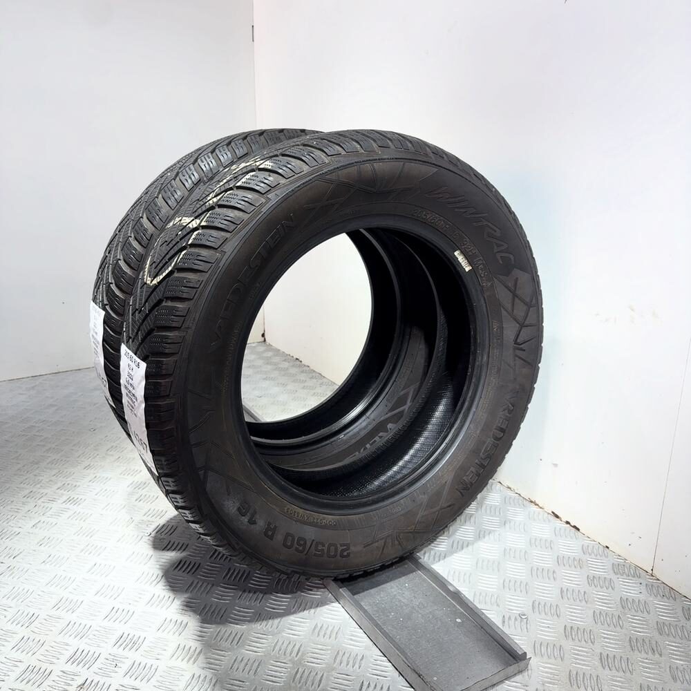 Gomme usate Vredestein Wintrac 205/60 R16 92H – foto 06 | Prima Gomme Vredestein Wintrac 205/60 R16 92H, dettaglio fotografico 6