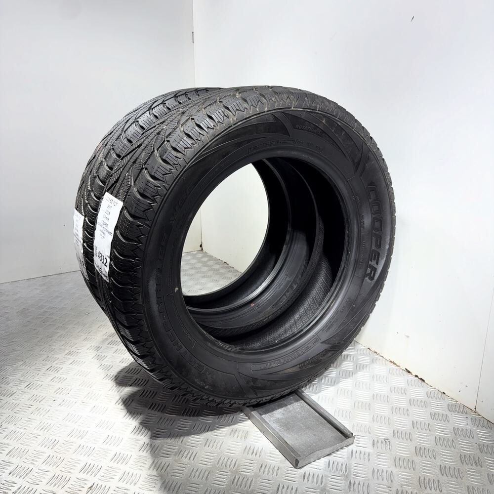 Gomme usate COOPER Weather-Master WSC 215/65 R17 99T – foto 06 | Prima Gomme COOPER Weather-Master WSC 215/65 R17 99T, dettaglio fotografico 6