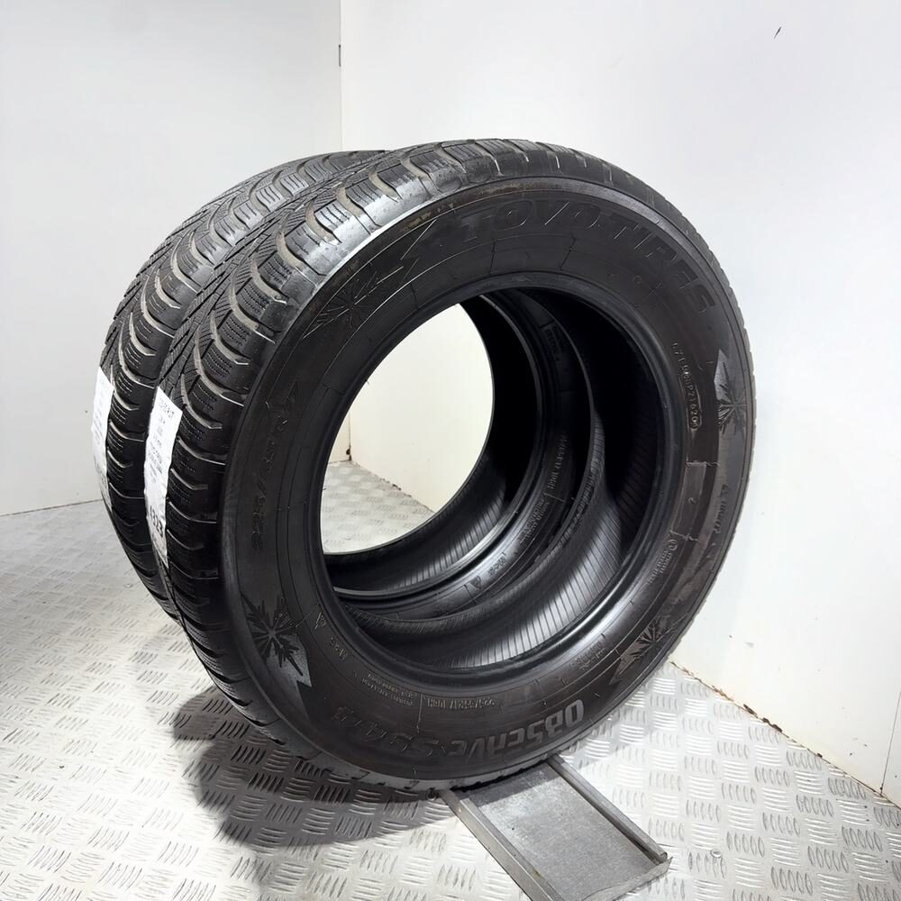 Gomme usate TOYO TIRES Observe S944 225/65 R17 106H – foto 06 | Prima Gomme TOYO TIRES Observe S944 225/65 R17 106H, dettaglio fotografico 6