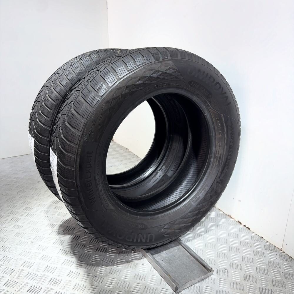 Gomme usate UNIROYAL Winterexpert 215/65 R16 102H – foto 06 | Prima Gomme UNIROYAL Winterexpert 215/65 R16 102H, dettaglio fotografico 6