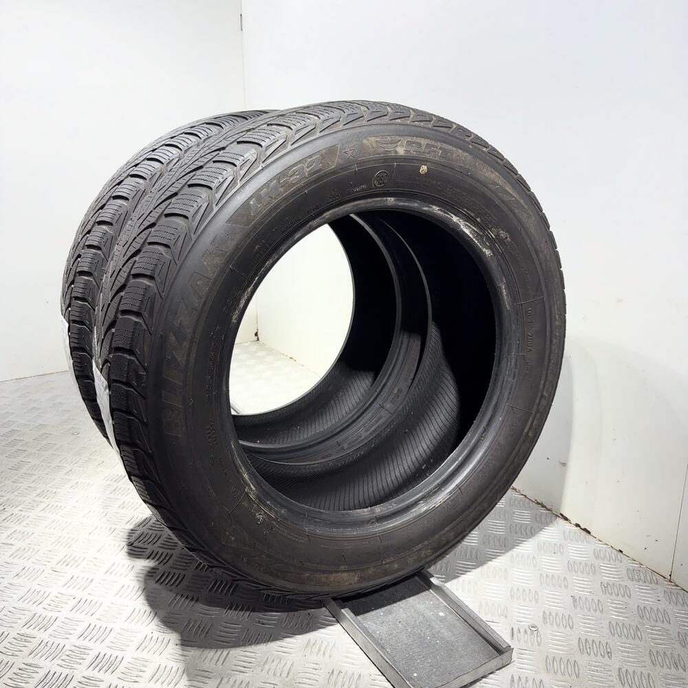 Gomme Usate 225 55 R16 95H Bridgestone LM-32 RunFlat Invernali | Gomme Usate | PrimaGomme.it BRIDGESTONE LM-32 225/55 R16 95H, dettaglio fotografico 6
