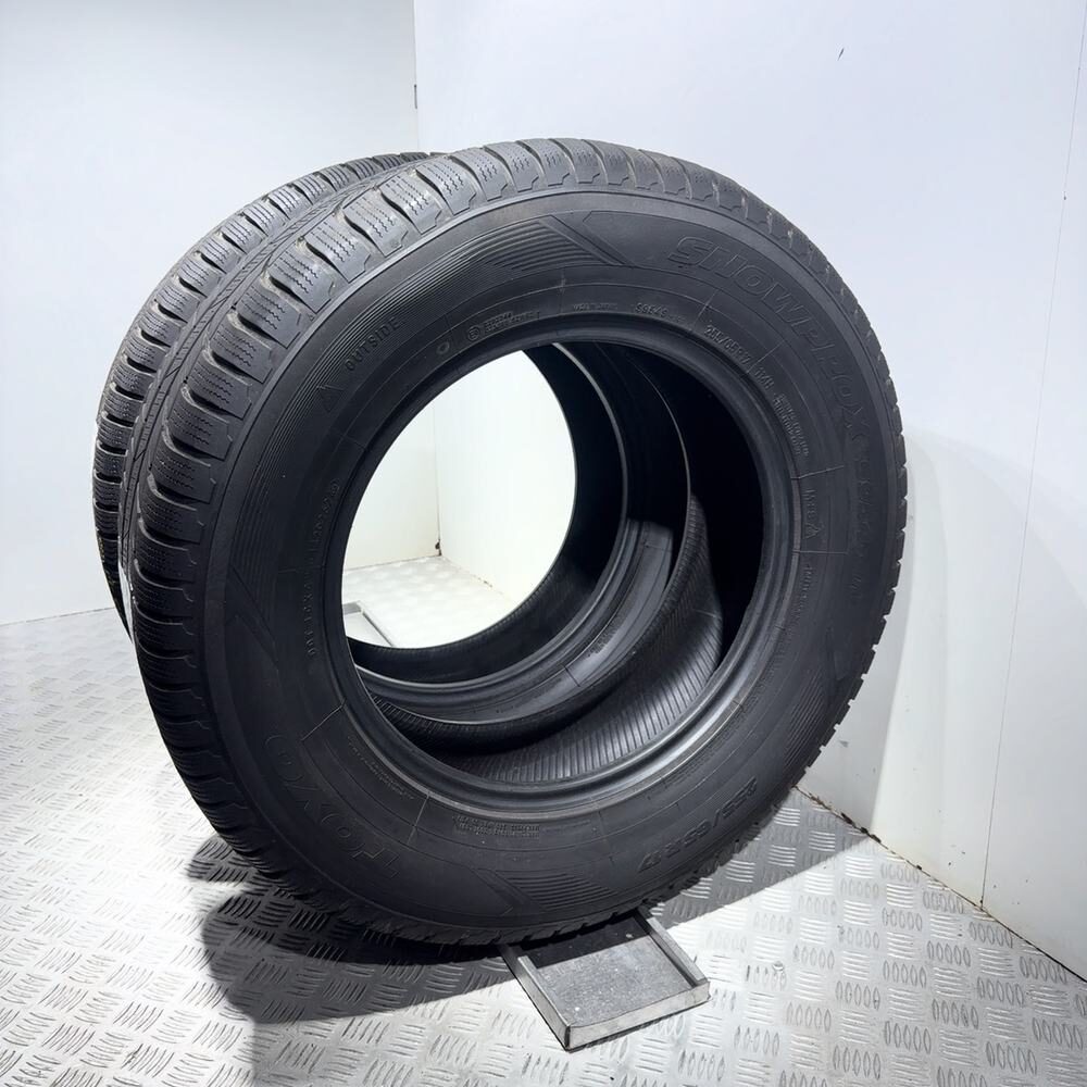 Gomme Usate 255 65 R17 114H XL Toyo Snowprox S954 Invernali | Gomme Usate | PrimaGomme.it TOYO Snowprox S954 255/65 R17 114H, dettaglio fotografico 6