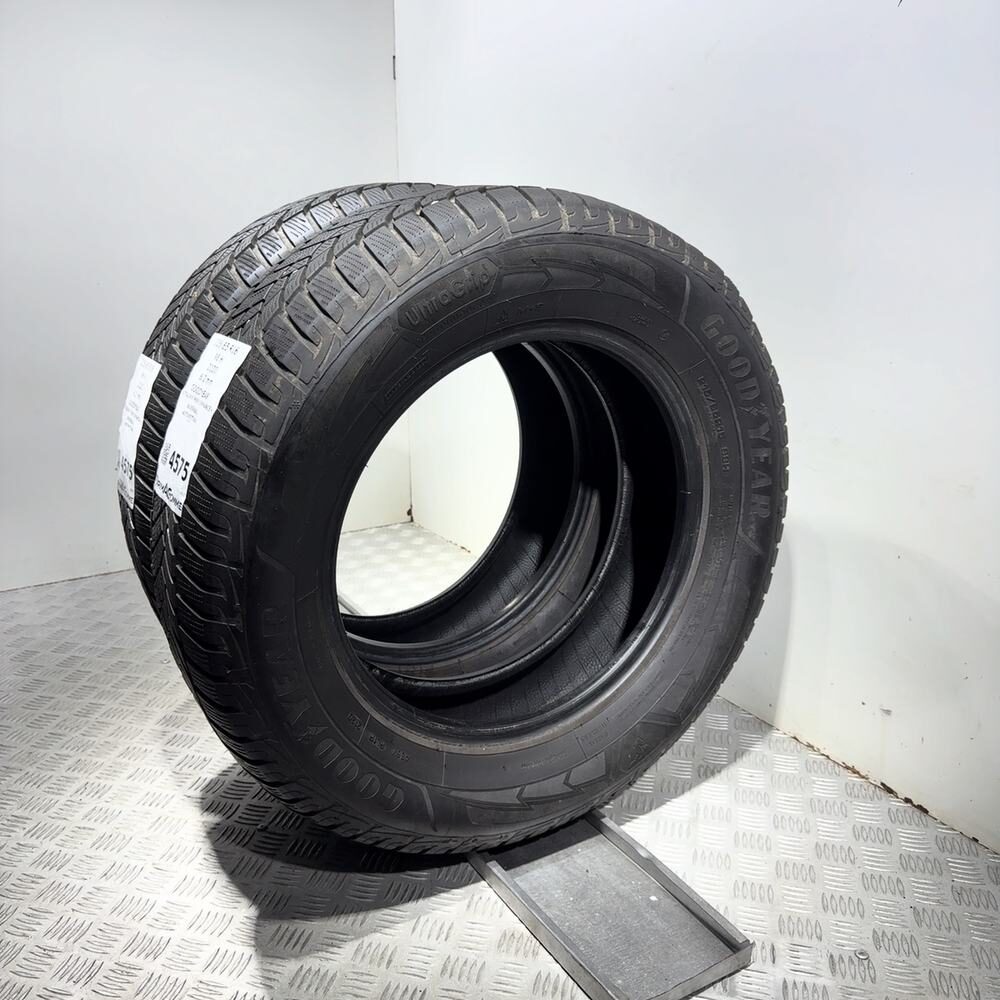 Gomme Usate 215 65 R16 98H Goodyear Ultragrip Performance+ 89% Invernali | Gomme Usate | PrimaGomme.it GOODYEAR Ultragrip Performance+ 215/65 R16 98H, dettaglio fotografico 6
