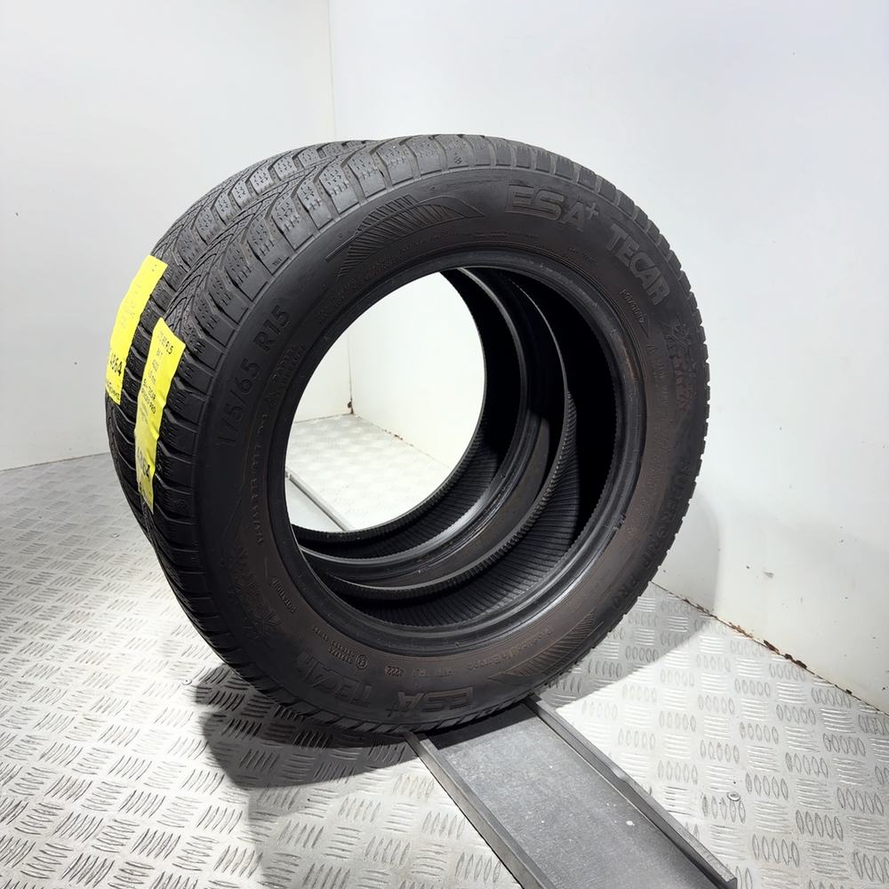Gomme usate ESA+ TECAR Supergrip Pro 175/65 R15 84T – foto 06 | Prima Gomme ESA+ TECAR Supergrip Pro 175/65 R15 84T, dettaglio fotografico 6