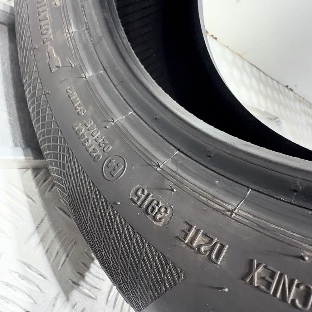 Gomma usata CONTINENTAL ContiWinterContact TS850 175/65 R14 82T – foto 06 | Prima Gomme CONTINENTAL ContiWinterContact TS850 175/65 R14 82T, dettaglio fotografico 6