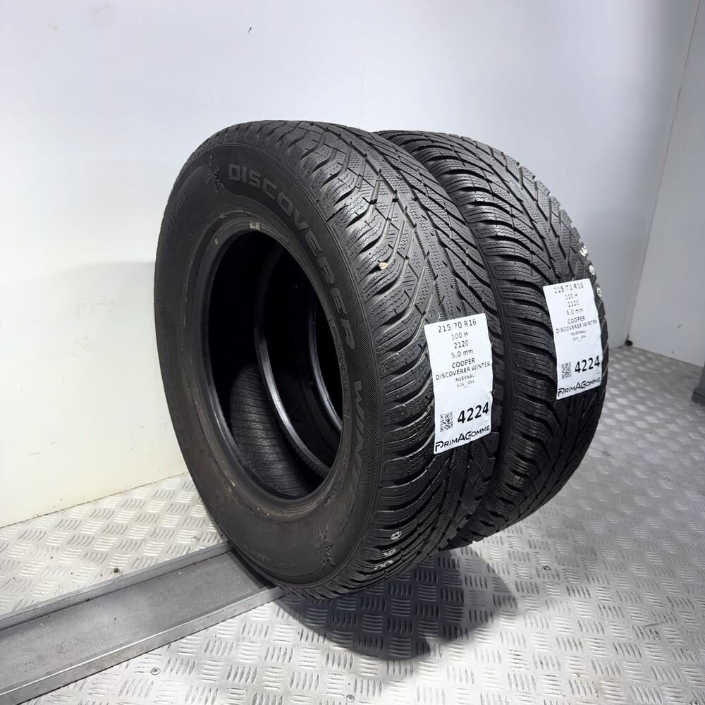 Gomme usate COOPER Discoverer Winter 215/70 R16 100H – foto 07 | Prima Gomme COOPER Discoverer Winter 215/70 R16 100H, dettaglio fotografico 7