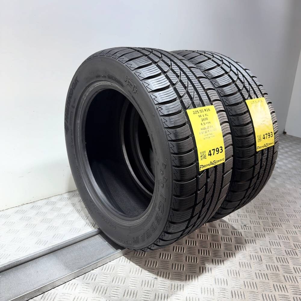 Gomme Usate 225 50 R16 96V XL Hankook Icebear W300 93% Invernali | Gomme Usate | PrimaGomme.it HANKOOK Icebear W300 225/50 R16 96V, dettaglio fotografico 7