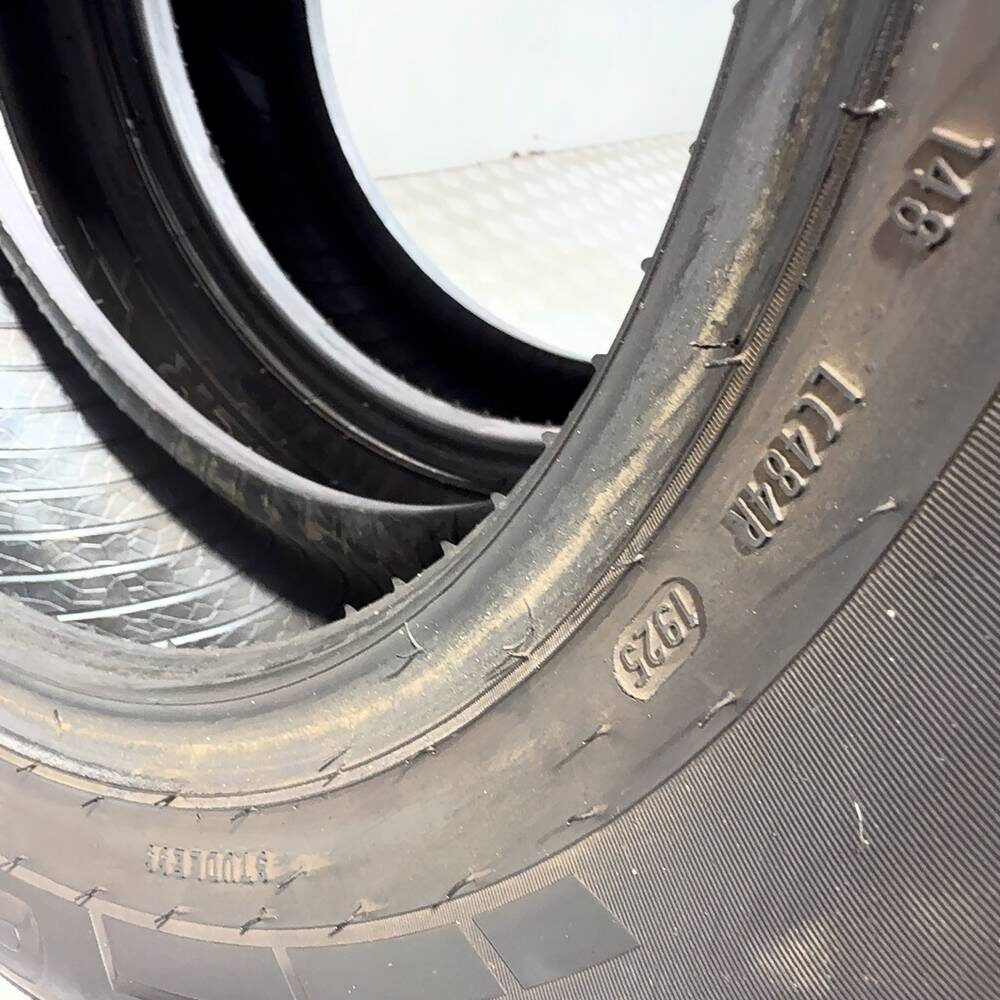 Gomme usate PIRELLI Carrier Winter 205/65 R16C 107/105T – foto 08 | Prima Gomme PIRELLI Carrier Winter 205/65 R16C 107/105T, dettaglio fotografico 8