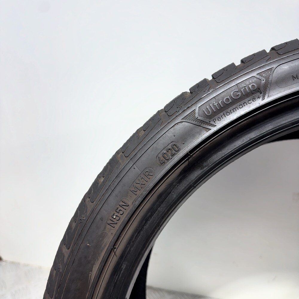 Gomme Usate 225 40 R18 92V GoodYear Ultragrip Performance + 83% Invernali | Gomme Usate | PrimaGomme.it GOOD YEAR Ultragrip Performance + 225/40 R18 92V, dettaglio fotografico 8