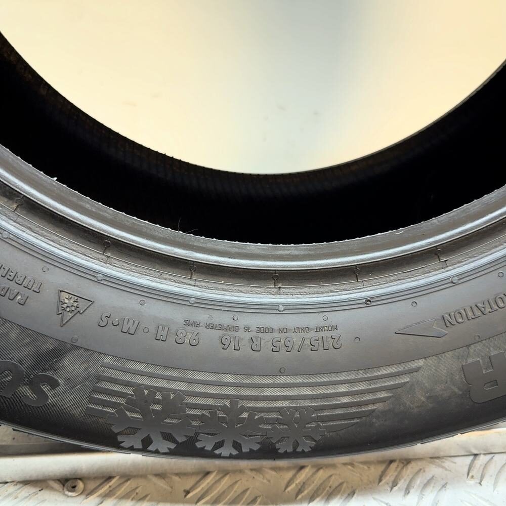 Gomma Usata 215 65 R16 98H Esa Tecar Supergrip Pro 2 86% Invernale | Gomme Usate | PrimaGomme.it ESA TECAR Supergrip Pro 2 215/65 R16 98H, dettaglio fotografico 8